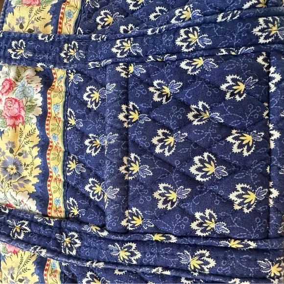 Vera Bradley Madison Blue Retired Quilted Floral Navy Shoulder Bag - Picture 4 of 6